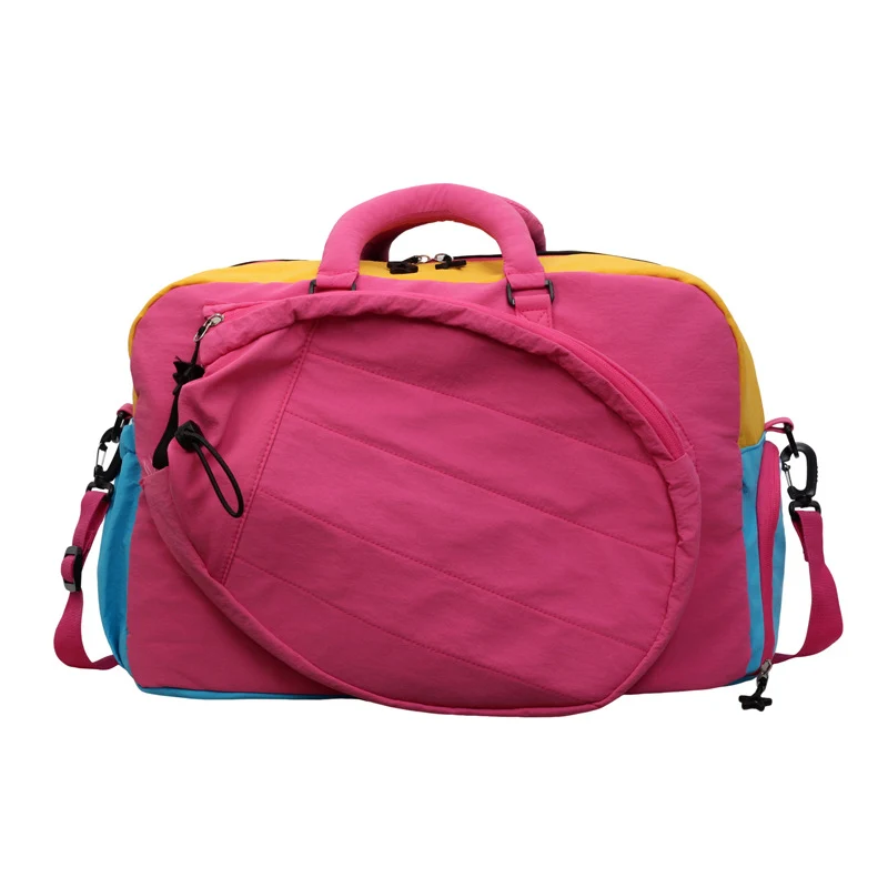 Sportliche Reisetasche mit multifunktionalen Trageoptionen Skanto