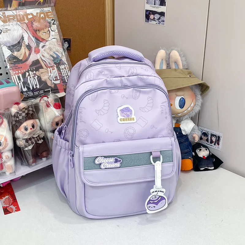 Coole Schultasche mit Grafik-Verzierung