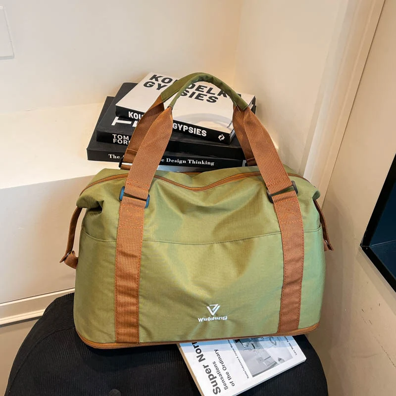 Praktische Trainings- und Reisetasche Skanto