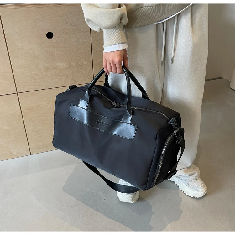 Geräumige Sport- und Reisetasche Skanto