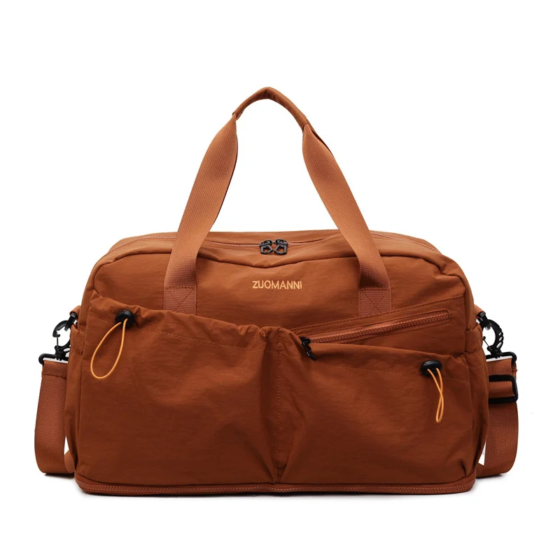Sportliche und funktionale Reisetasche mit mehreren Außentaschen Skanto