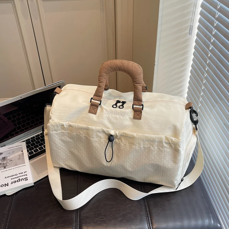 Sportliche Reisetasche mit gepolstertem Griff Skanto