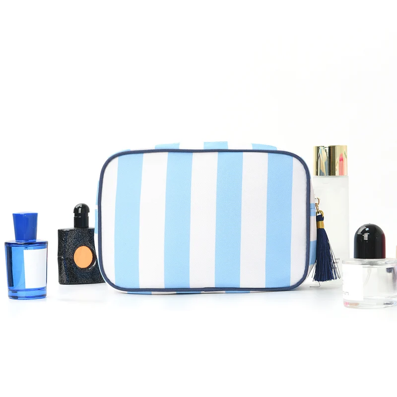 Eleganterer Kosmetik-Organizer mit praktischen Fächern Skanto