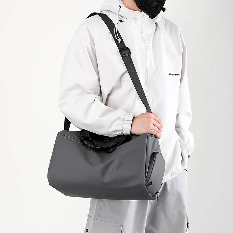 Multifunktionale Sport- und Reisetasche mit robustem Design Skanto