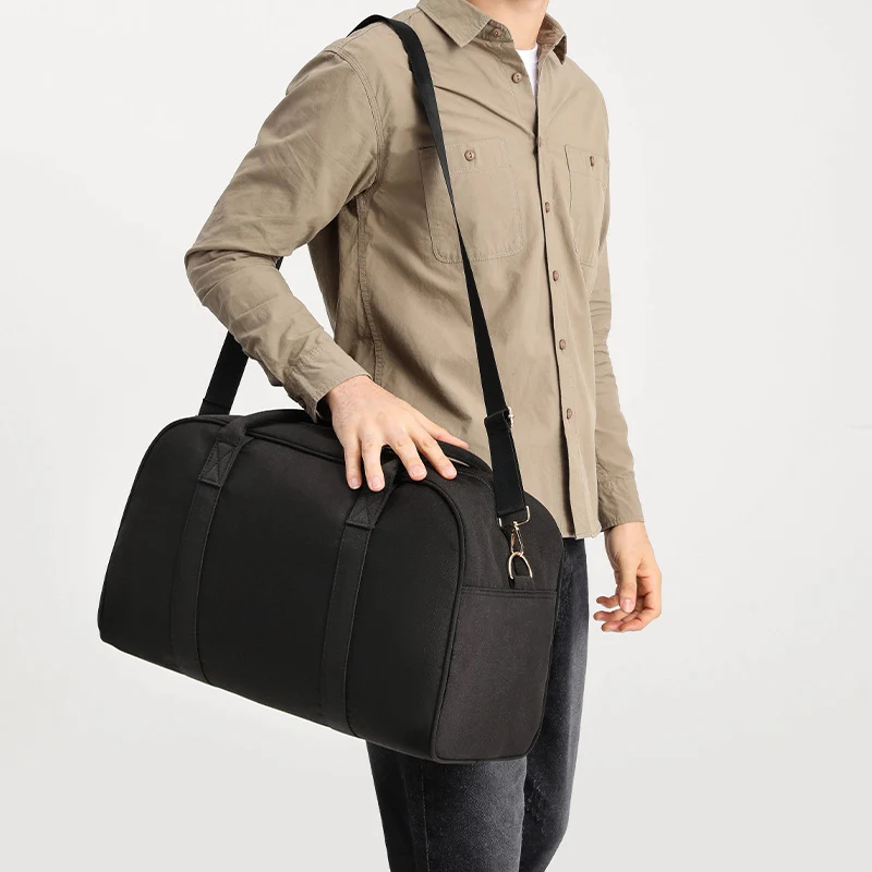 Stilvolle und geräumige Sport- und Reisetasche Skanto