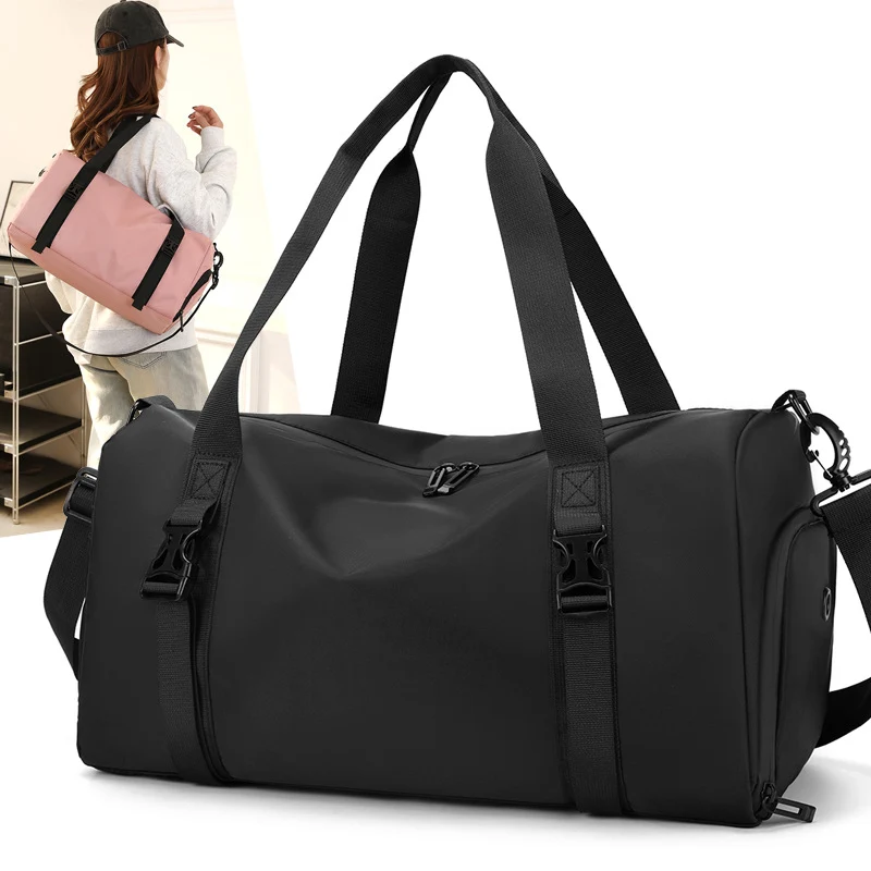 Sportliche Reisetasche mit individuellem Fächerdesign und strapazierfähigem Material Skanto