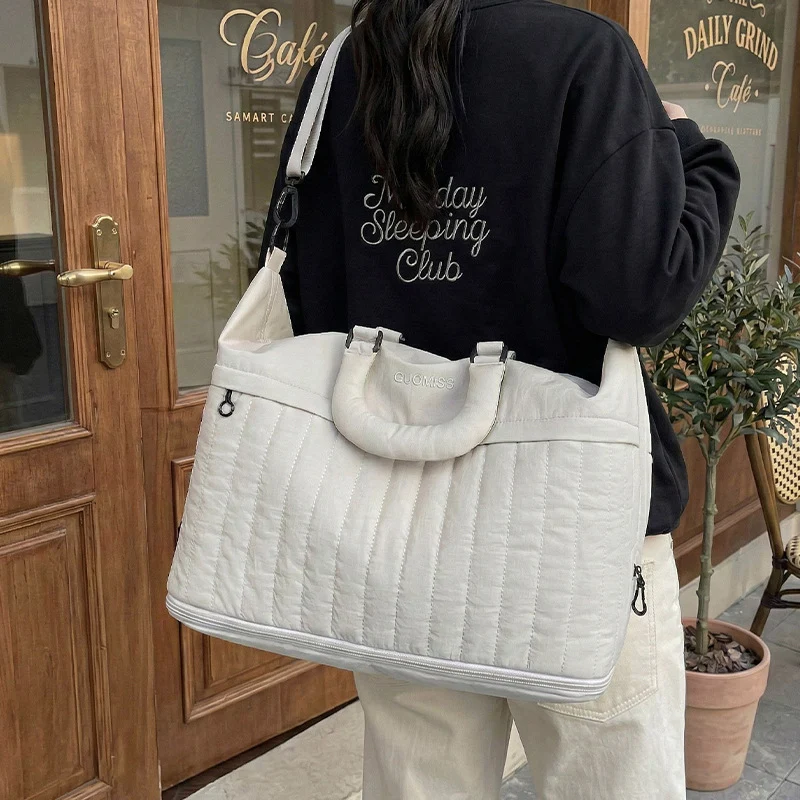 Funktionale Reisetasche mit gepolsterter Außenschicht Skanto