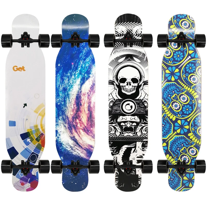 Longboard Skanto mit künstlerischem Löwen-Emblem