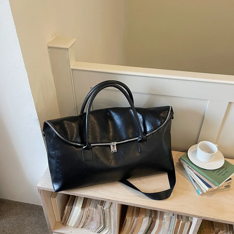 Elegante und geräumige Handtasche aus hochwertigem Kunstleder Skanto