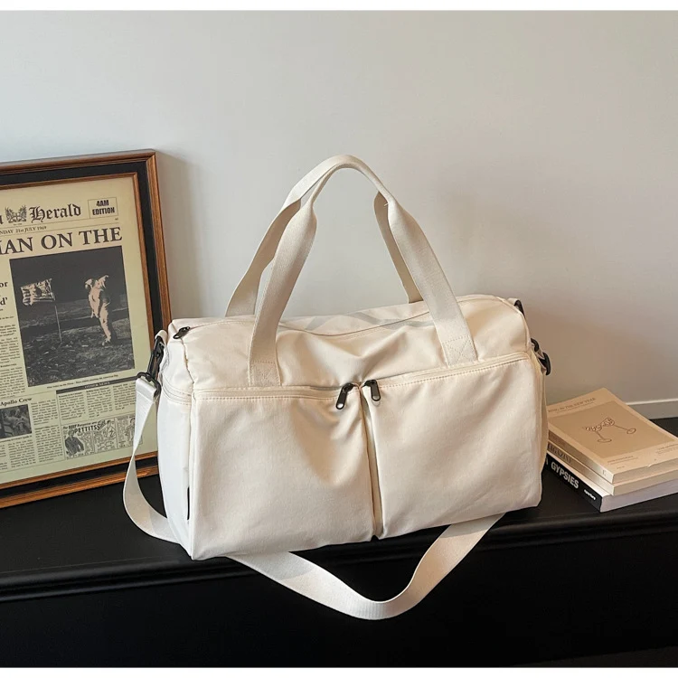 Sportliche Reisetasche mit erweiterbaren Taschen Skanto