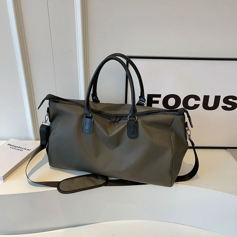 Elegant gefertigte Reisetasche mit multifunktionalen Innentaschen Skanto