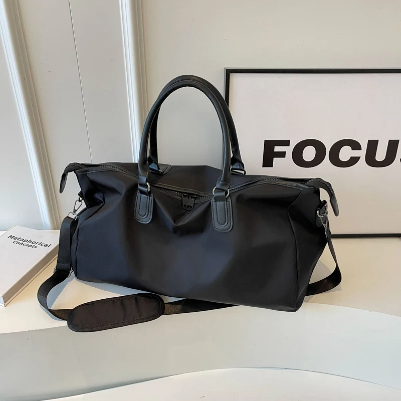 Elegant gefertigte Reisetasche mit multifunktionalen Innentaschen Skanto