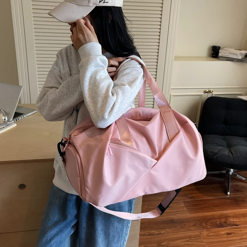 Elegante Sport-Reisetasche mit multifunktionalen Fächern Skanto