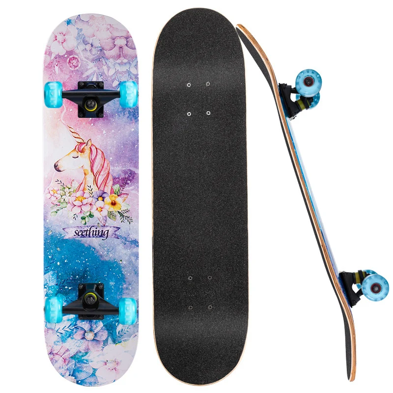 Robustes Grafik-Skateboard Skanto