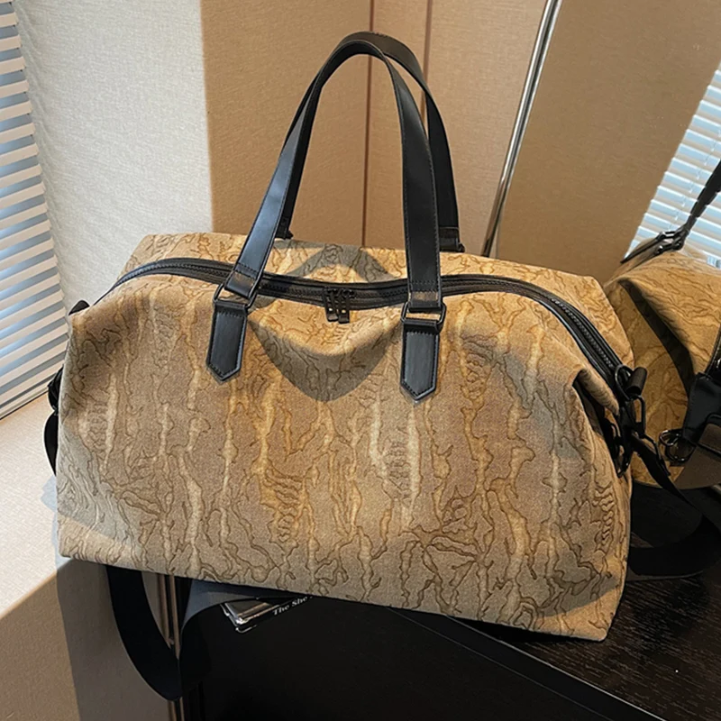 Sportliche Reisetasche mit innovativem Design Skanto