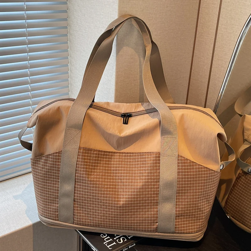 Multifunktionale Sport- und Reisetasche mit innovativem Fächersystem Skanto