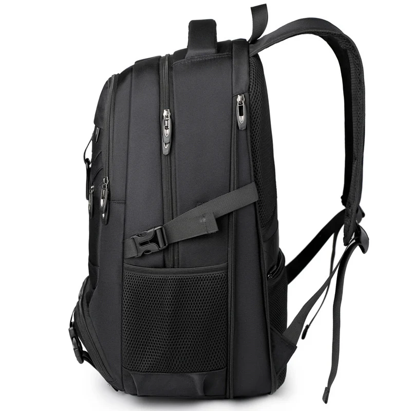 Multifunktionaler Laptop-Rucksack mit ergonomischen Gurten und mehreren Fächern Skanto