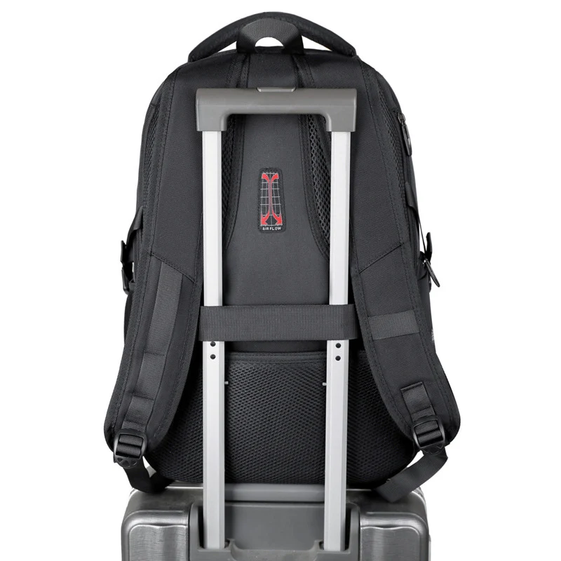Multifunktionaler Laptop-Rucksack mit ergonomischen Gurten und mehreren Fächern Skanto