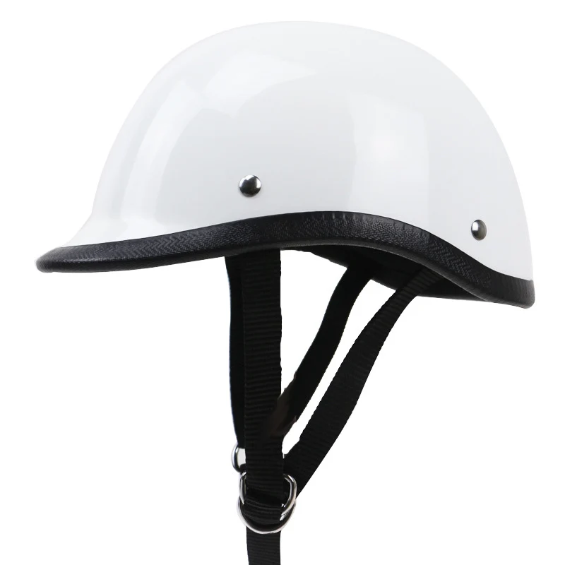 Klassischer minimalistischer Motorradhelm Skanto