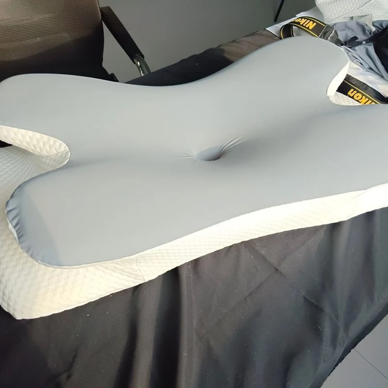 Ergonomisches Konturkissen mit kühlender Oberfläche Skanto