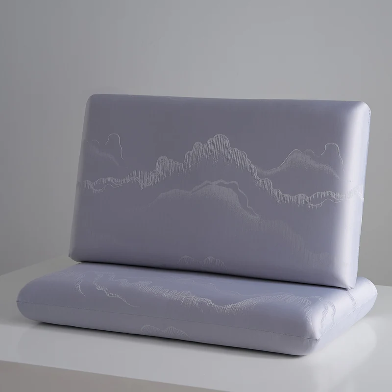 Ergonomisches Luxuskissen mit sanfter Hautpflegetechnologie Skanto