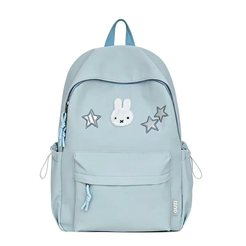 Charmanter Rucksack mit Charakter-Stickerei Skanto