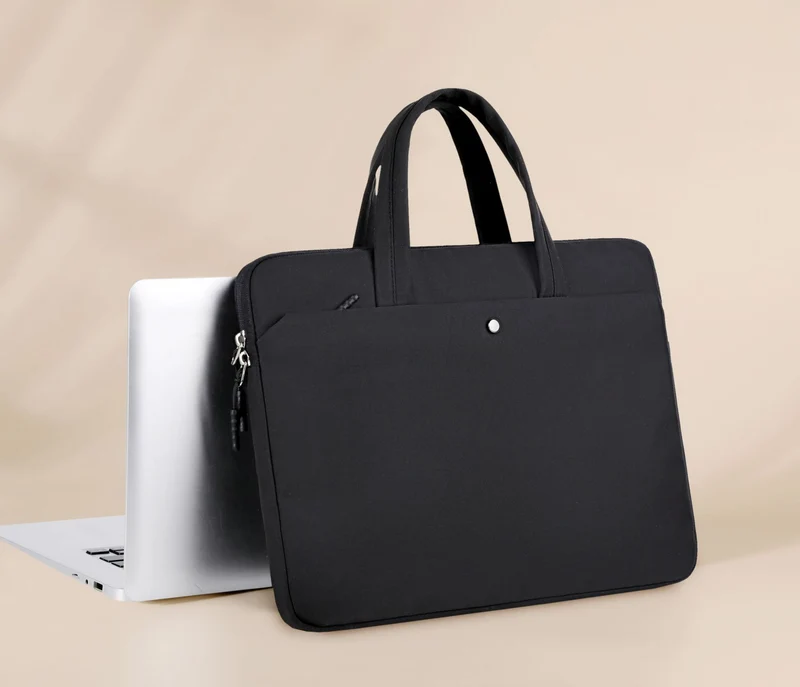 Elegante Laptophülle mit zusätzlichen Fächern Skanto