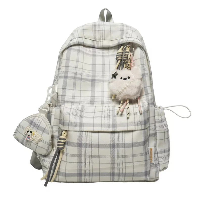 Verspielter Rucksack Skanto im Karodesign