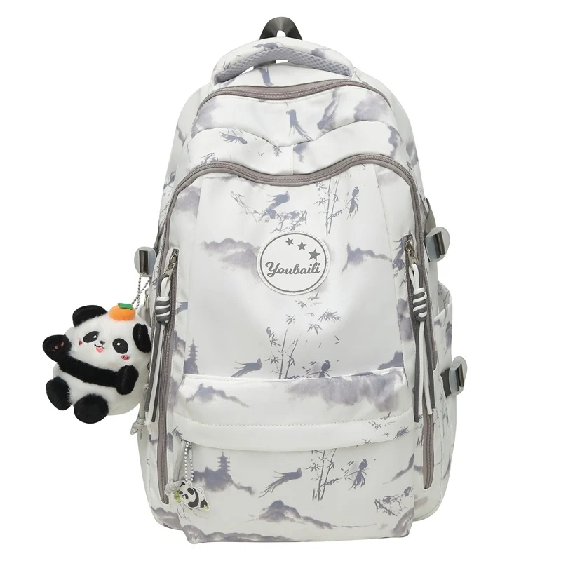 Rucksack Skanto mit künstlerischem Landschaftsdesign