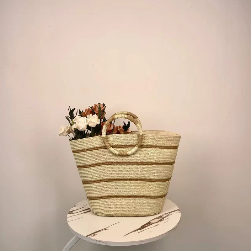 Elegante und geräumige Strandtasche Skanto