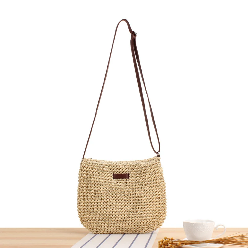 Schultertasche aus gewebtem Naturmaterial mit abnehmbarem Lederriemen Skanto
