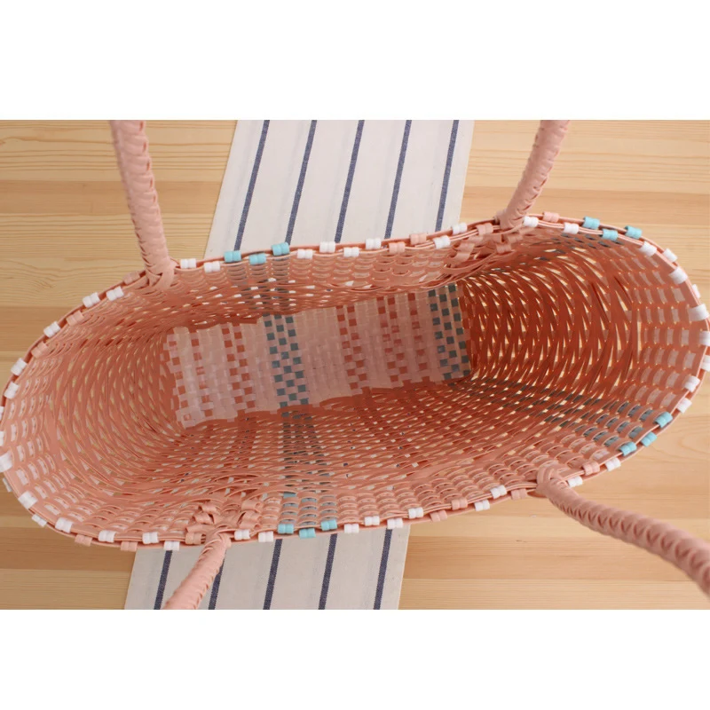Geflochtener Shopper mit farbenfrohem Design Skanto