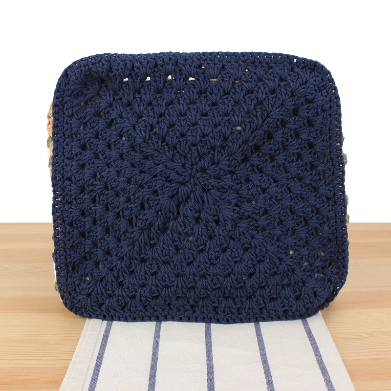 Handtasche im kreativen Granny Square Design Skanto