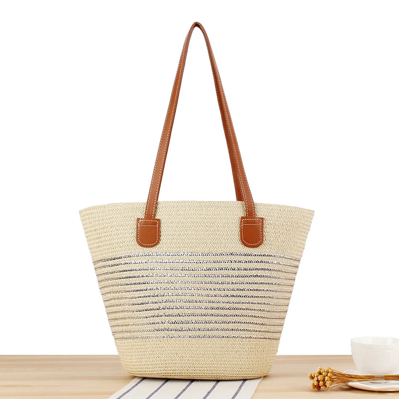 Elegante Strohtasche mit attraktiven Ledergriffen Skanto