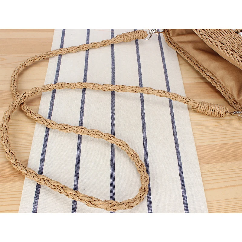 Handtasche aus handgewebtem Naturmaterial mit Perlenverzierung Skanto