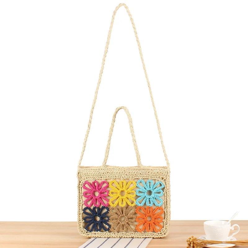 Stylische Tragetasche mit handgehäkeltem Blumenmuster Skanto