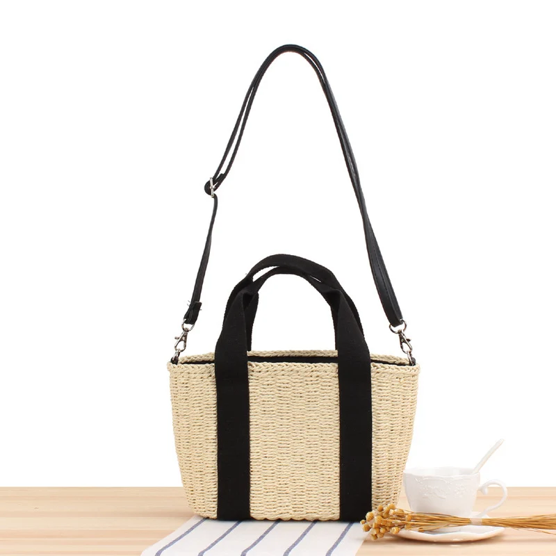 Handtasche aus geflochtenem Naturmaterial mit verstellbarem Schulterriemen Skanto