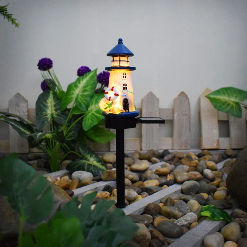 Solarbetriebene Leuchtturm-Gartenstecker-Leuchte mit warmer LED-Harz-Laterne und Dämmerungssensor Skanto