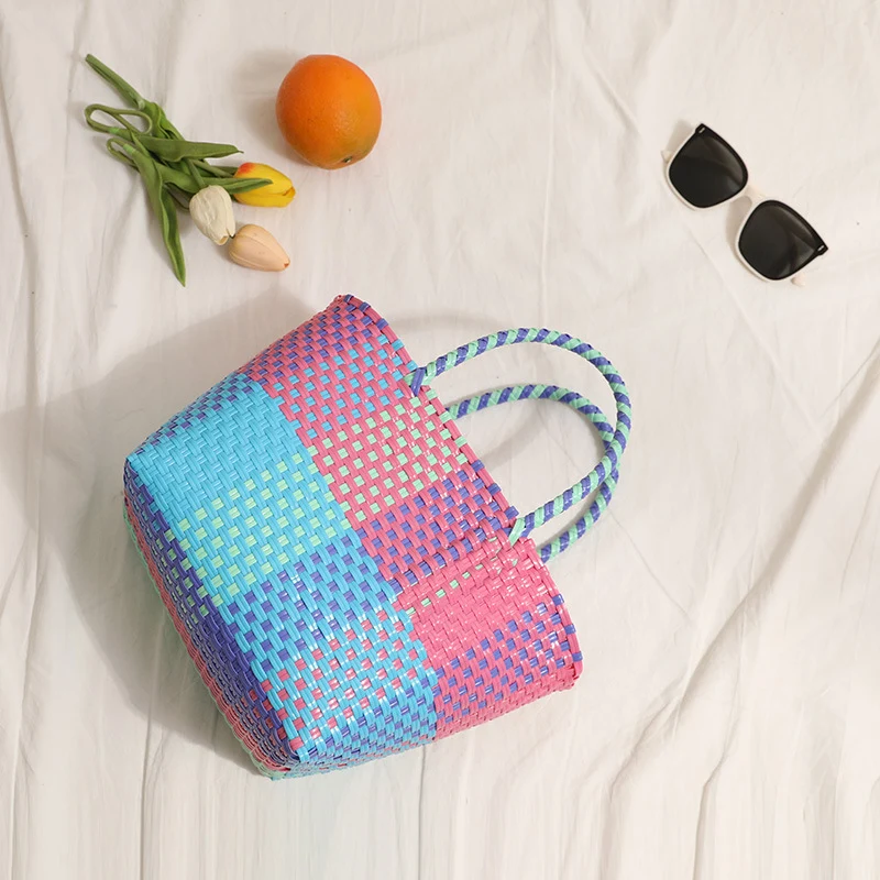 Geflochtene Hand- und Strandtasche Skanto