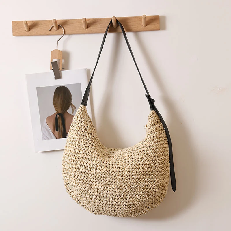 Handgemachte Hobo Bag aus Naturraffia Skanto