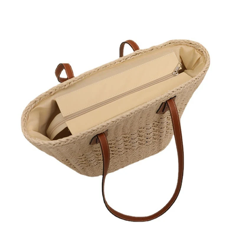 Handgefertigte Rattan-Korbtasche mit eleganten Lederdetails Skanto