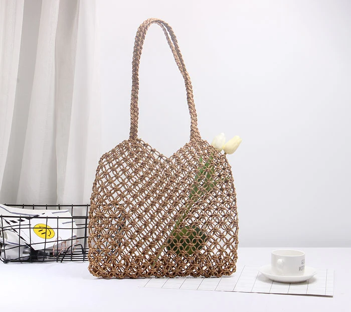 Strukturierte Rattan-Henkeltasche Skanto