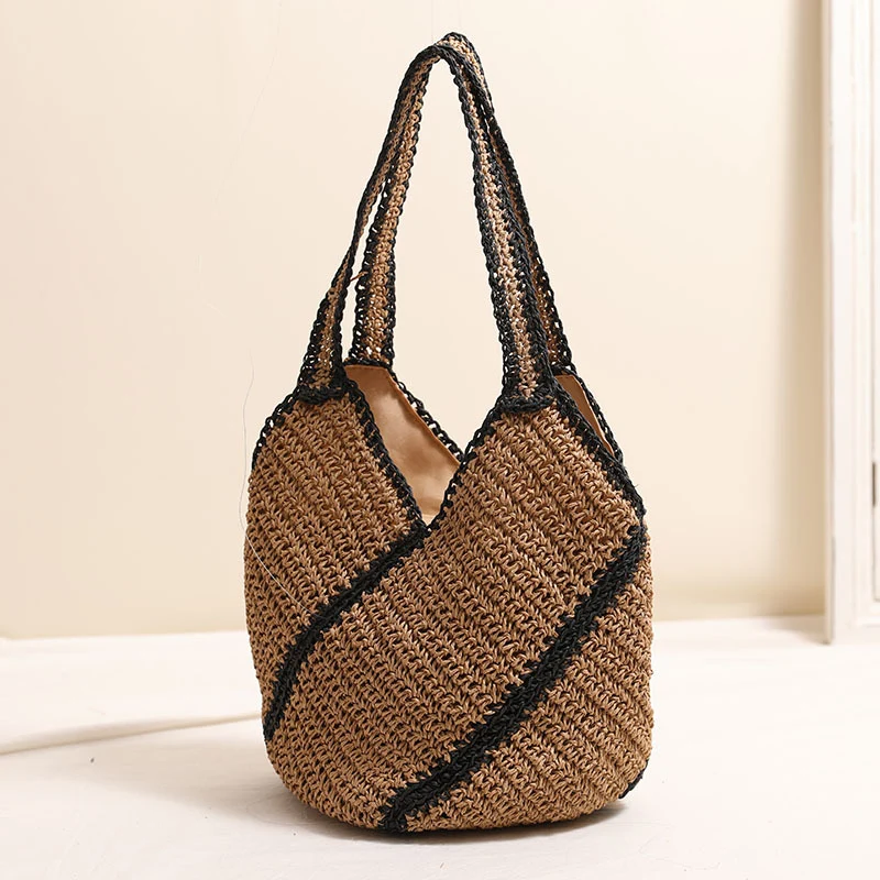 Geflochtene Strandtasche im modernen Design Skanto