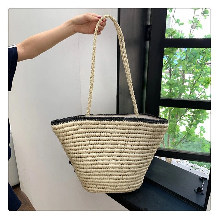Handgefertigte Strandtasche mit breitem Boden und festem Henkel Skanto