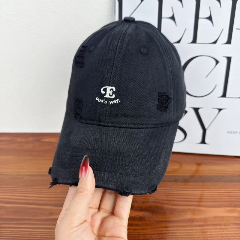 Unisex Distressed Jeans-Caps Skanto