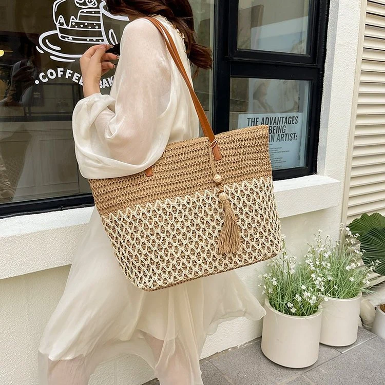 Eleganter und geräumiger Raffia-Korb Skanto