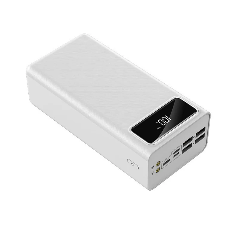 Powerbank mit digitaler Ladestatusanzeige von Skanto