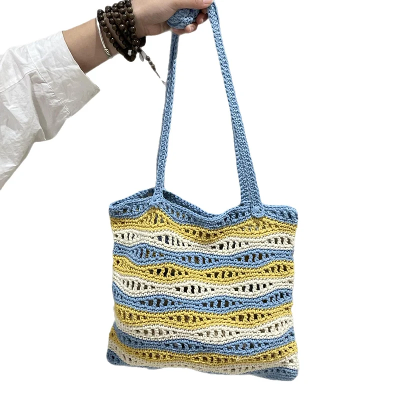 Handgeknüpfte Strandtasche mit Wellenmuster Skanto