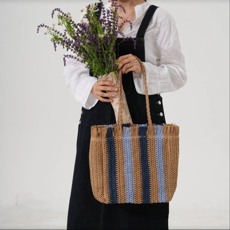 Geflochtene Handtasche aus Naturmaterial Skanto