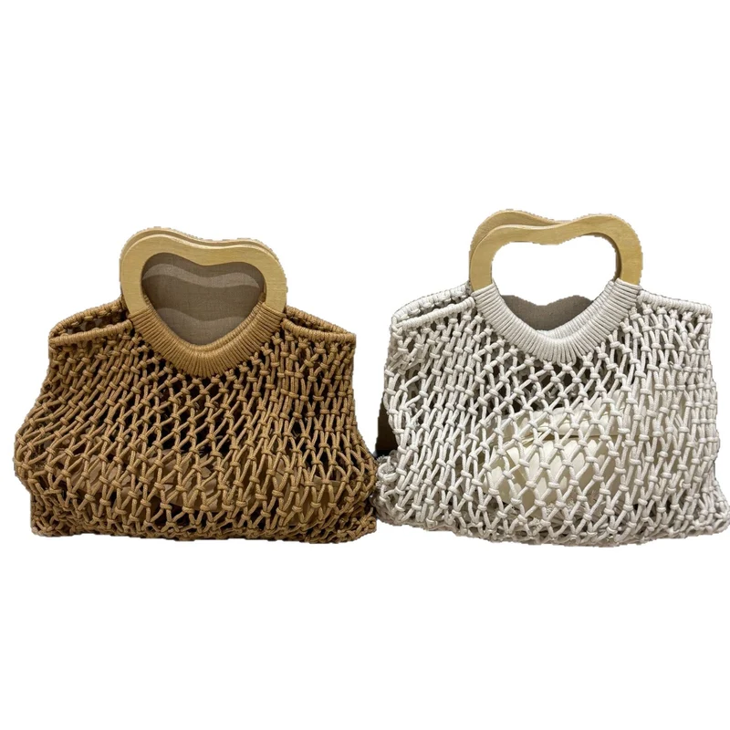 Stilvolle Handtasche mit herzförmigem Griff Skanto